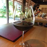 洋食 つばき - 赤ワイン(800円)