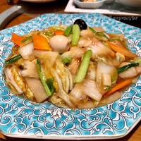 華都飯店 OsakaMetro本町ビル店 - 五目あんかけ焼きそば