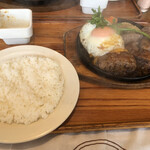 Ishigama Ya Hambagu - 肉祭りセット　目玉焼きチーズトッピング