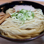 二代目 麺の坊 晴レル屋 - 自家製のもちもち極太麺