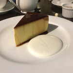 イロドリ - カスタードプリン、質量しっかり、硬め