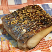 ゆう心 - スズキの幽庵焼き　ヒラマサのカラスミをふりかけて