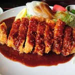 わかの屋 - 自家製のデミグラスソースでいただきます。