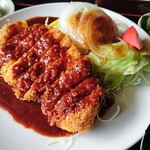 わかの屋 - サラダがワンプレートに。ビジュアルも素晴らしい。