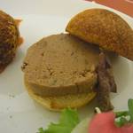 トラットリア 29 - 【‘12.5肉の日イベント】「ファーストフードに見立てた鶏レバーのパテ」（森岡シェフ）