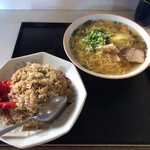 やき肉太郎 - ラーメンとチャーハン