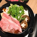 新宿 松阪牛 高級すき焼きと蟹 三嶋 - 