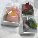 東寺尾 清月 - ぼたん、アジサイ、小倉山