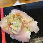 立ち食い弁慶 - カワハギ肝のせ