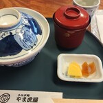 うなぎ処　やま虎屋 - なんか「食堂」な感じ。