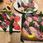 YAKINIKU A FIVE 徳 - 