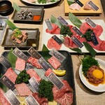 YAKINIKU A FIVE 徳 - 