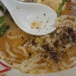 玉五郎 - 煮干しふりかけ投入