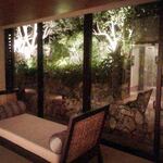 ザ・リッツ・カールトン沖縄 - 夜の回廊４