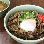三田キッピー食堂 - 牛温玉丼（味噌汁付き）