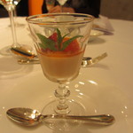 ラ・ロシェル - イチゴムースに桜のジュレ