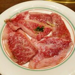 焼肉 鶯谷園 - 『カルビ』