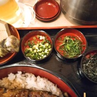 満寿家 - ひつまぶしの薬味