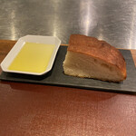 イル アオヤマ - 自家製フォカッチャ　激うま！