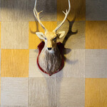 徳山鮓 - 玄関では鹿さんがお出迎え(￣▽￣;)