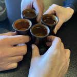 徳山鮓 - 栗の木のお猪口で乾杯！！(((o(*ﾟ▽ﾟ*)o)))