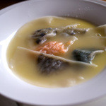 「野菜のラビオリ仕立て」。色々なお野菜が包まれていてそれぞれの味が風味豊かで美味しかった。