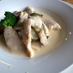 グランパ   - 「鶏胸肉のピクルス煮」。コレ感動的な美味しさです。