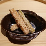 温石 - アスパラおかき衣の変わり揚げ