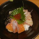 131931753 - 海鮮丼