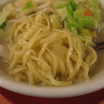 日高屋 - タンメンの麺