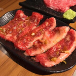 Yakiniku Sakaba Yonchan - 