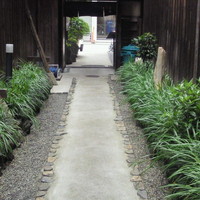 吉寅 - 中から入口付近をみた感じ