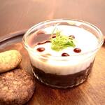 Organic Cafe ゆきすきのくに - 小豆とココナッツの寒天ゼリー、有機栽培の小豆を使用