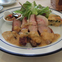 ダン ル シエル - 茶美豚の肩ロース肉のソテー