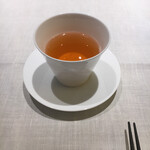 中國料理 北京 - お茶はスタッフ様がすぐに注ぎ足して下さいます