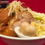 ラーメン二郎 - ラーメン小＋ニンニク多め＋ショウガ半分