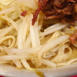 ラーメン二郎 - 野菜（そのまま）