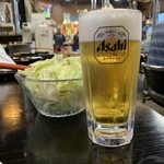 Yakiniku Mondo - 生ビールと突き出し