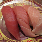 八食市場寿司 - 本マグロ三昧