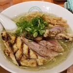 麺屋 六感堂 - 冷製 シャポーン鶏の山椒ＳＯＢＡ（しお）＋鶏タタキ増し