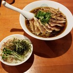麺屋 六感堂 - 冷製 シャポーン鶏の山椒ＳＯＢＡ（醬油）＋鶏タタキ増し＋鶏飯