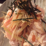 焼鳥 酉たけ - 飲み足りなくて酒肴も追加　ささみと茗荷の梅肉和えなんて夏らしい一品　爽やかな酸味で酒も進みます