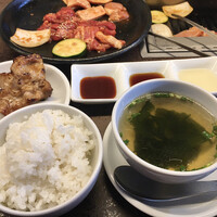 ヤキニク甲 - ミックス焼肉ランチ