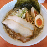 なかた屋 - コク煮干し中華そば　700円　クーポンにて味玉トッピングしてます。
