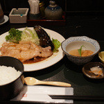 旬房 街道 青葉 - 蔵王ポークの生姜焼き定食