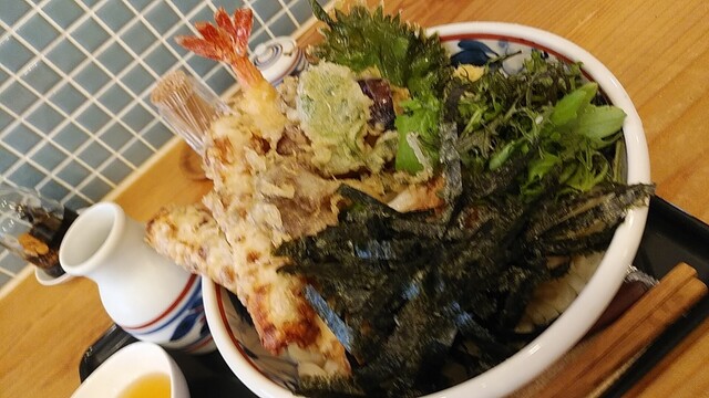 みししっぴ饂飩 青山 うどん 食べログ みししっぴ饂飩 青山 うどん 食べログ