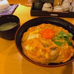 鶏料理 はし田屋 - 名物親子丼