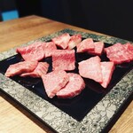 焼肉和牛サロンＷ - 美しいお肉たち