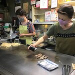 たんぽぽ - 女将さんと次女さん。