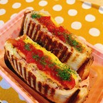 つくね屋ロック - つくねホットサンド 700円